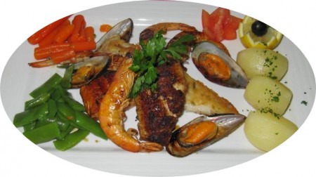 PARRILHADA - MISTA DE PEIXE E MARISCO